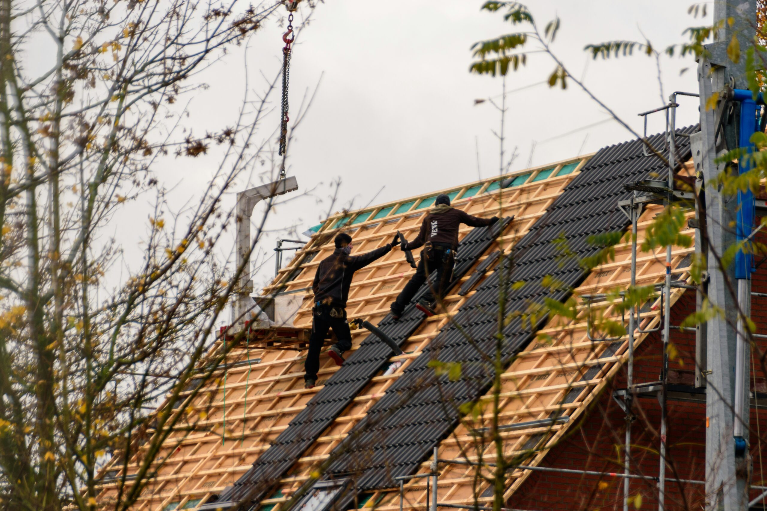 cuánto cuesta instalación solar 5 kWp vivienda unifamiliar 2026